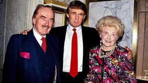 Trump, dat în judecată pentru defăimare de o femeie care îl acuză de viol, a depus mărturie în faţa justiţiei / E. Jean Carroll, fost editorialist al revistei Elle, îl acuză pe Trump că a violat-o în anii 1990