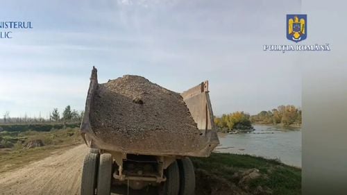 VIDEO Percheziţii la Galați într-un dosar penal de evaziune fiscală şi activităţi miniere fără permis sau licenţă