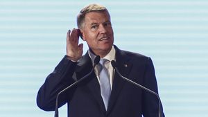 PSD Constanța anunță posibila apariție a unor ”persoane incitatoare la violență” care ”ar putea adresa injurii” la ceremoniile de Ziua Marinei, unde va fi prezent președintele Klaus Iohannis