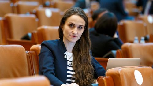 Ministrul de externe, despre cazul Irinei Ponta: A existat o comunicare paralelă cu canalele oficiale / Asta a dus la venirea unui minor în spaţiu consular în afara programărilor / Ce susține că i-a spus Oana Țoiu consulului din Dubai 