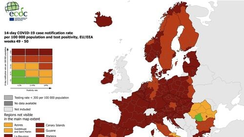 Situația epidemiologică din România începe să devină din nou îngrijorătoare, potrivit ECDC / Regiunea București-Ilfov apare în roșu pe harta COVID / Numărul de reproducție a virusului a depășit iar pragul de la care cresc cazurile