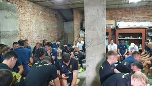 Ucrainenii revin pe stadioane la aproape doi ani de la începerea invaziei ruse / Banii din bilete vor merge către armată