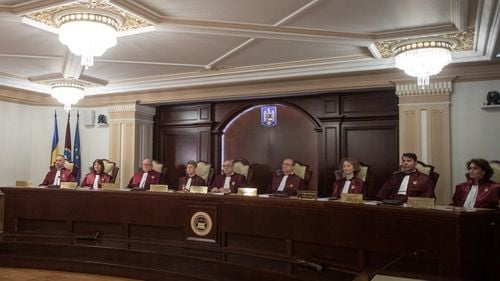 S.O.S. România a sesizat CCR în privinţa mandatului preşedintelui Iohannis