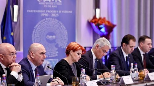 SURSE Mai mulți primari, în dezacord cu Ilie Bolojan după ce premierul le-a spus că impozitele majorate de anul viitor pe locuințe și mașini vor rămâne la bugetul statului pentru a reduce deficitul