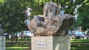 Primarul din Alba Iulia, Gabriel Pleșa, despre solicitarea de înlăturare a bustului lui Octavian Goga, om politic acuzat de antisemitism: „Mi-ar părea rău”