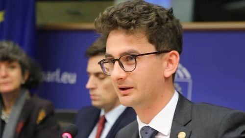 Deputatul Iulian Bulai: Doina Gradea trebuie să plece. Pe banii noștri, TVR1 a avut de Revelion un program plin de bășcălie la adresa a tot ce înseamnă pandemie