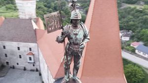 Descoperire surprinzătoare la Castelul Corvinilor: scrisori ascunse sub talpa statuii lui Ioan de Hunedoara / Sunt scrie în maghiară și germană