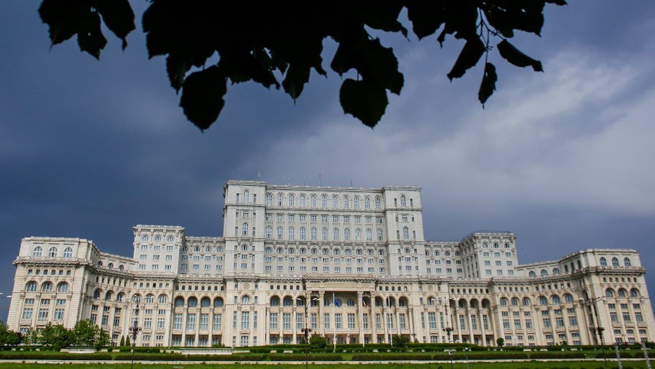 Parlamentul intră în vacanță până la 1 septembrie