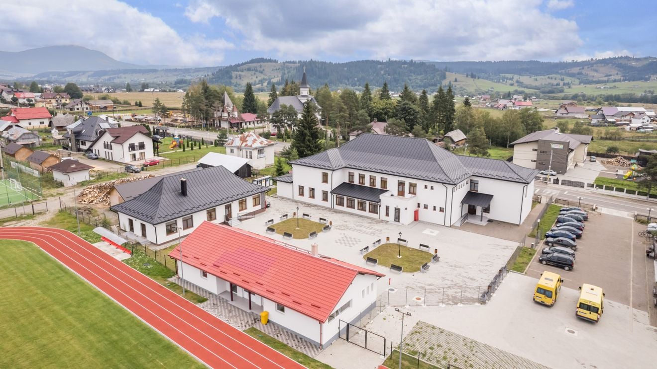 ANALIZĂ Câți bani europeni a folosit pentru infrastructura de Educație cea mai populată regiune de dezvoltare a României. ADR Nord-Est: județele Bacău, Botoșani, Iași, Neamț, Suceava și Vaslui au atras aproape 170 de proiecte