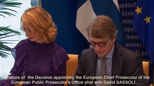 VIDEO Ceremonia de semnare a deciziei de numire a Laurei Codruța Kovesi în funcția de procuror șef al Parchetului European