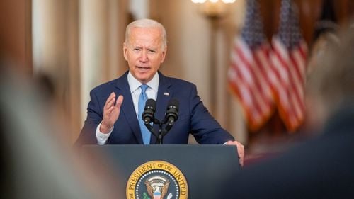 Joe Biden: Rubla a scăzut cu 50%. Banca Centrală nu poate apăra moneda Rusiei care face acum cât un penny american. Războiul îl va lăsa pe Putin mult mai slab, în timp ce restul lumii va fi mai puternică, mai unită