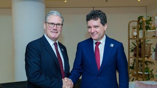 Nicușor Dan, întâlnire cu premierul britanic Keir Starmer la NATO: Vom continua cooperarea noastră puternică în domeniul securității și apărării