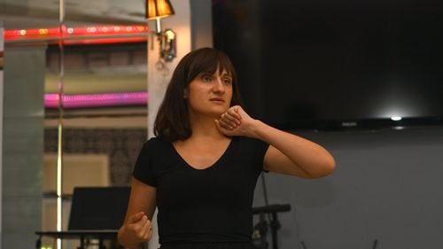 „Cetățenii Republicii Moldova cred că destinul femeii este familia și gospodăria / Educația prin violență este în continuare promovată și considerată ca o normă” - Alina Andronache, expertă în egalitatea de șanse