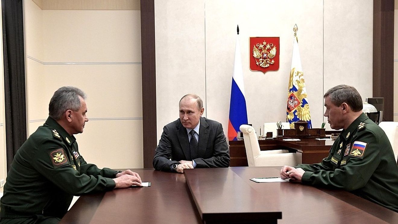 "Procrastinarea este o marcă a strategiei lui Putin. Așteaptă până când ceva merge prost" - analistul militar Rob Lee despre schimbarea conducerii "operațiunii speciale" din Ucraina