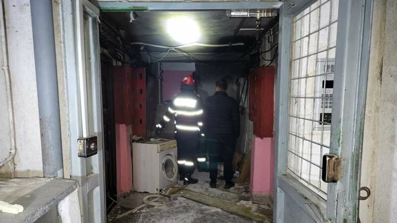 Cauza exploziei în blocul de locuințe din Giurgiu, fumatul în spațiu închis din apropierea unui sistem de încălzire cu butelie