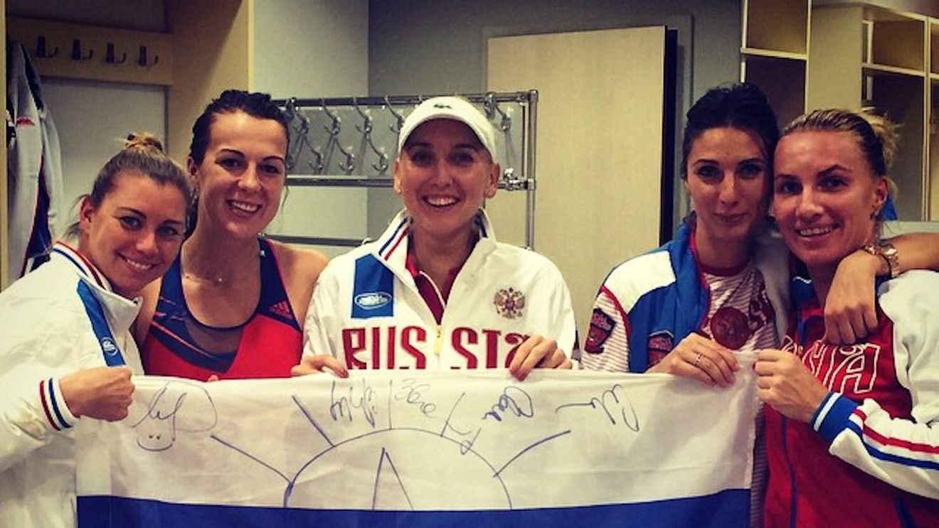 Vera Zvonareva (Rusia) are interzis accesul în Polonia, deși se află pe lista jucătoarelor de la turneul BNP Paribas Warsaw Open / ”A încercat să intre în ţara noastră cu un zbor de la Belgrad la Varşovia”