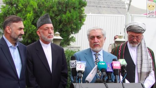 Reprezentanţi ai guvernului afgan se întâlnesc cu liderii talibani în Qatar, în încercarea stopării ofensivei generale talibane