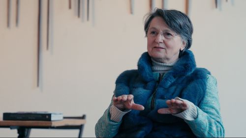 Seară dedicată patrimoniului textil al României și Japoniei, la ICR New York / Florica Zaharia, fondatoarea Muzeului Textilelor, alături de o reputată specialistă japoneză lansează un catalog despre moștenirea celor două culturi prin prisma costumelor tradiționale