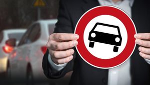 Mașinile noi diesel și benzină, interzise la comercializare pe piața UE începând din 2040 - proiect de rezoluție în Parlamentul European