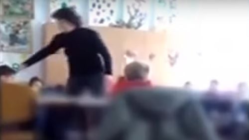 Un copil de 5 ani din Braşov a fost lovit de educatoare şi închis în debara. Directoarea grădiniţei: Am sancţionat-o cu avertisment scris