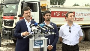 Nicușor Dan: O să depun mâine la Parchet o plângere penală împotriva primarului Sectorului 5, şefului companiei de salubritate de la Sectorul 5 şi şefului Poliţiei locale de la Sectorul 5