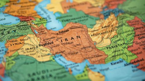 Macron îi cere preşedintelui iranian "să sprijine o dezescaladare generală"