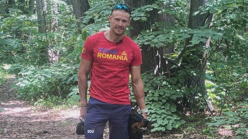Cătălin Chirilă, noul recordman olimpic la canoe, are câinele pictat pe barca de concurs