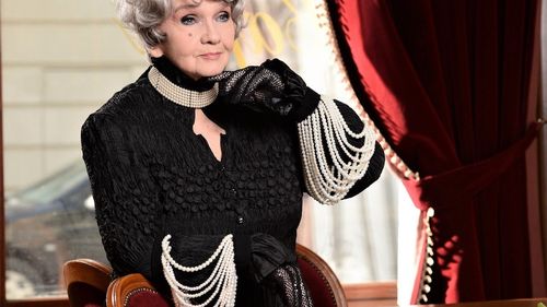 Margareta Pâslaru lansează albumul ”Timpul nu moare - 65 de ani în showbiz” / Artista împlinește 80 de ani în luna iunie / Drepturile de autor sunt donate Ambulanţei Monumentelor