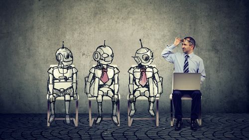 Cum să obții un loc de muncă în era inteligenței artificiale, potrivit unui executiv de top din LinkedIn
