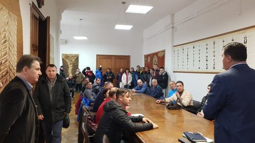 Profesori de sport din Teleorman, Vrancea și Brăila, în audiență la Ministerul Educației: Săptămâna viitoare ministerul poate spune că e sustenabil să scoți profesorii de sport de la primele clase
