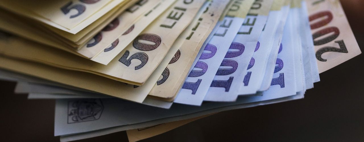 BREAKING | Lovitură dură pentru sistemul bancar: Consiliul Concurenței a sancționat 10 bănci din România cu amenzi totale de 3,73 miliarde de lei / Sunt acuzate de manipularea ROBOR / Mai multe bănci și BNR au respins deja acuzațiile