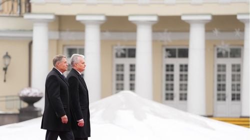 VIDEO Iohannis, în Lituania: ”E nevoie de interconectări mai multe în energie cu Republica Moldova”/ Despre Rusia: ”E nevoie de măsuri mai ferme din partea noastră, se lucrează la astfel de abordări”