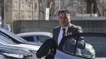 Val de critici online la adresa DIICOT după o postare în care parchetul anti-mafia condus de Codrin Miron îl ironiza pe ministrul Muncii: ”Mă scuzați că vă deranjez din glume, aveți idee când e audiat Sorin Grindeanu în dosarul NORDIS? Sau Marcel Ciolacu?” / ”Dosarul Nordis, asteptam prescriptia, este?”