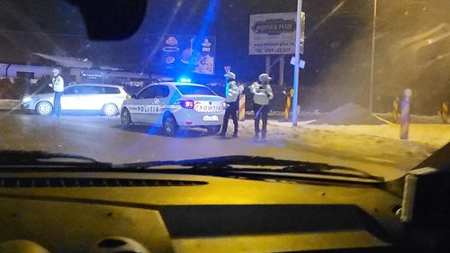 UPDATE Poliția i-a reținut pe cei doi deținuți care evadaseră din arestul IPJ Vrancea