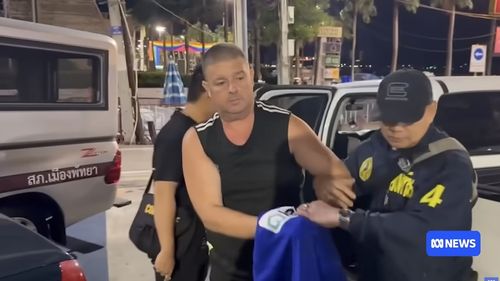 Un bărbat australian a fost acuzat de omor după ce cadavrul unei fete în vârstă de 17 ani a fost găsit într-o valiză în Thailanda