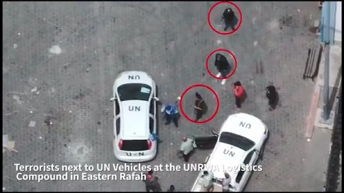 VIDEO Israelul prezintă imagini cu bărbaţi înarmaţi în complexul agenţiei ONU pentru refugiaţi palestinieni din Fâşia Gaza