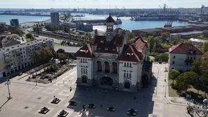 VIDEO Reabilitarea Muzeului de Istorie din Constanța ajunge în instanță după ce a fost contestată a cincea licitație în 10 ani / Ce motive invocă firma contestatoare, care a pus probleme și reabilitării bulevardelor din oraș