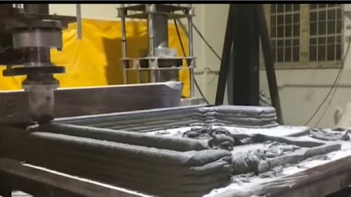 Prima casă construită cu o imprimantă 3D în India oferă „soluţia'' pentru criza locuinţelor la preţuri accesibile