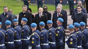 Reuters: Armata chineză ar fi pregătit în secret ofițeri ruși de rang înalt / Cursuri dedicate protecției împotriva amenințărilor radiologice, chimice și biologice