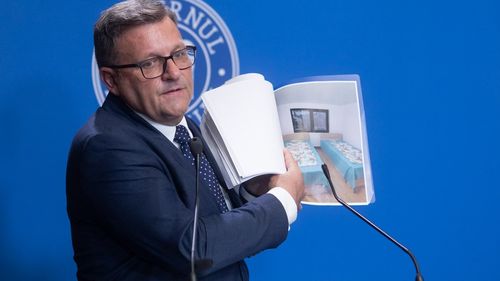 Iohannis a semnat decretul prin care ia act de demisia lui Marius Budăi / Vicepremierul Marian Neacșu preia interimatul la Ministerul Muncii