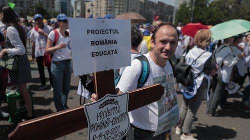 Marius Nistor: Guvernul a avansat o nouă variantă / Creşterea de la 1 ianuarie 2024 ar trebui să fie de 45% din creşterile stipulate în grilele de salarizare şi 1.500 de lei acordaţi în 5 octombrie, bani din fonduri europene