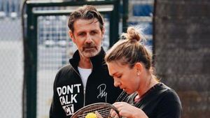 VIDEO Cum arată reverul Simonei Halep înaintea startului de luni a turneului de zgură de la Roma/ Simona o întâlnește în primul tur pe Alize Cornet