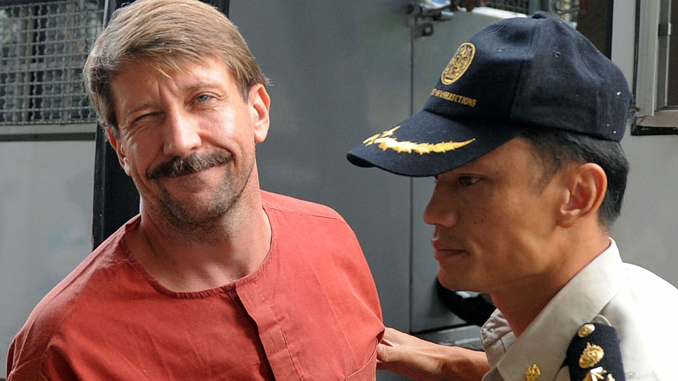 Viktor Bout, supranumit "Negustorul morții", a revenit în comerțul cu arme (The Wall Street Journal)