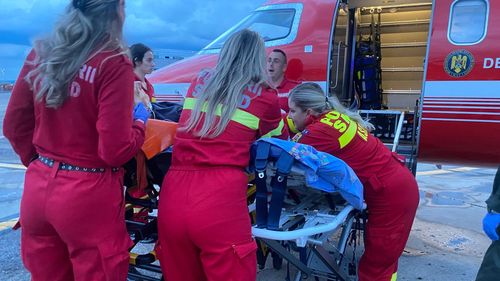 Florin Piersic a fost adus cu o aeronavă SMURD la București, la Institutul ”Matei Balș” / Transferul s-a făcut la solicitarea familiei / "Nu este pe secția de Terapie Intensivă, este internat pe o secție normală, este stabil"