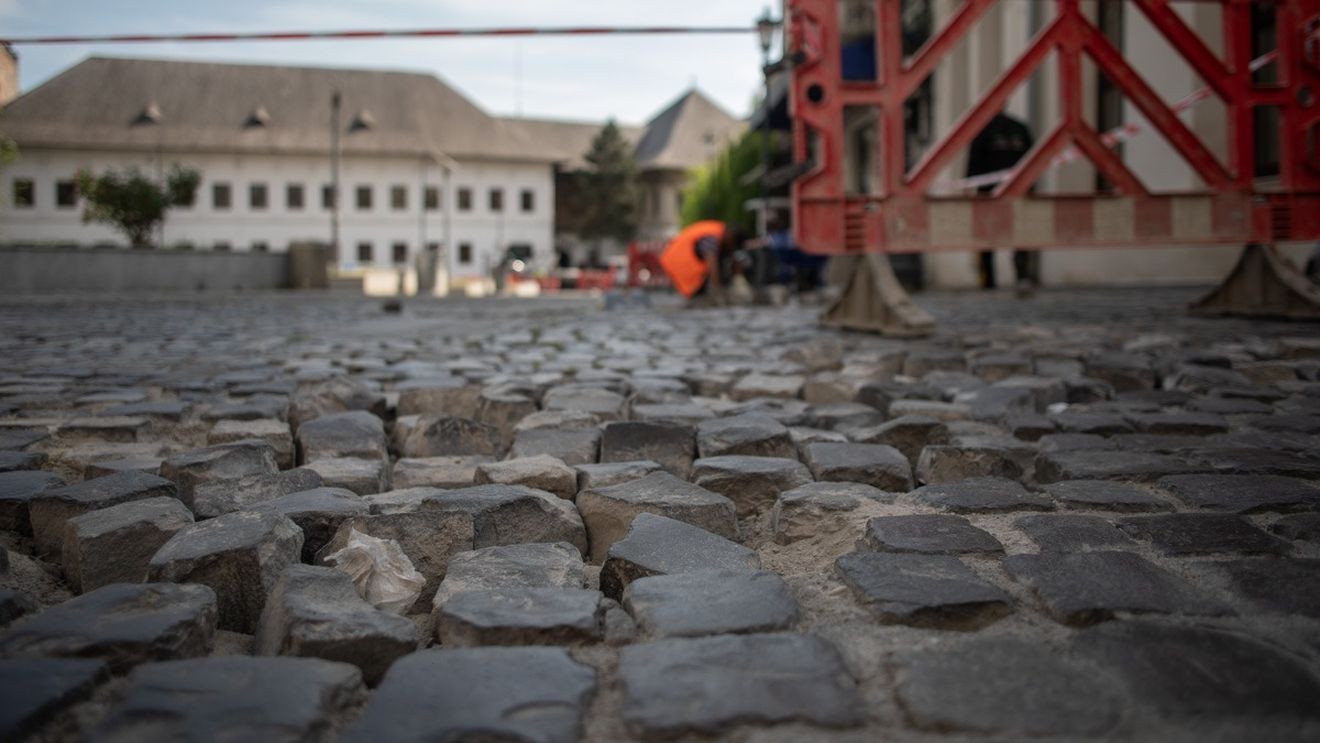 Primăria Capitalei: Străzile din Centrul Istoric sunt aduse la starea iniţială, după lucrările la rețeaua de gaze
