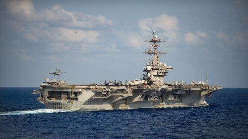 Un portavion american a sosit în Coreea de Sud pentru exerciţii militare comune la care participă şi Japonia