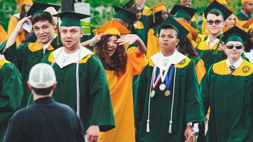 Italia a pierdut aproape 100.000 de absolvenţi de facultate în ultimii zece ani / 21.000 de studenți au emigrat în 2023, un record pentru peninsulă