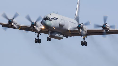 Marea Britanie a interceptat aeronave ruseşti în apropierea spaţiului aerian al NATO / Un avion de vânătoare Typhoon, trimis să intercepteze o aeronavă de spionaj Iliuşin Il-20M