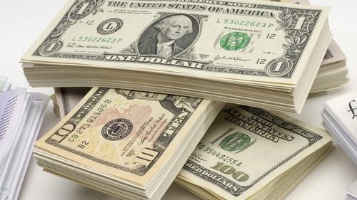 Datoria globală a atins nivelul record de 307.400 miliarde de dolari