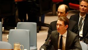 Fostul cancelar austriac, acuzat de mărturie mincinoasă / Sebastian Kurz, anchetat pentru abuz de încredere, corupție și luare de mită